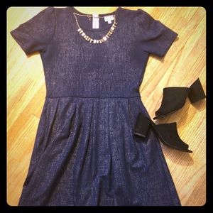 Lularoe Medium Elegant Amelia